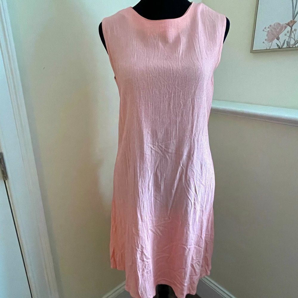Julia B. Sleeveless Dress. Size Large. Pink